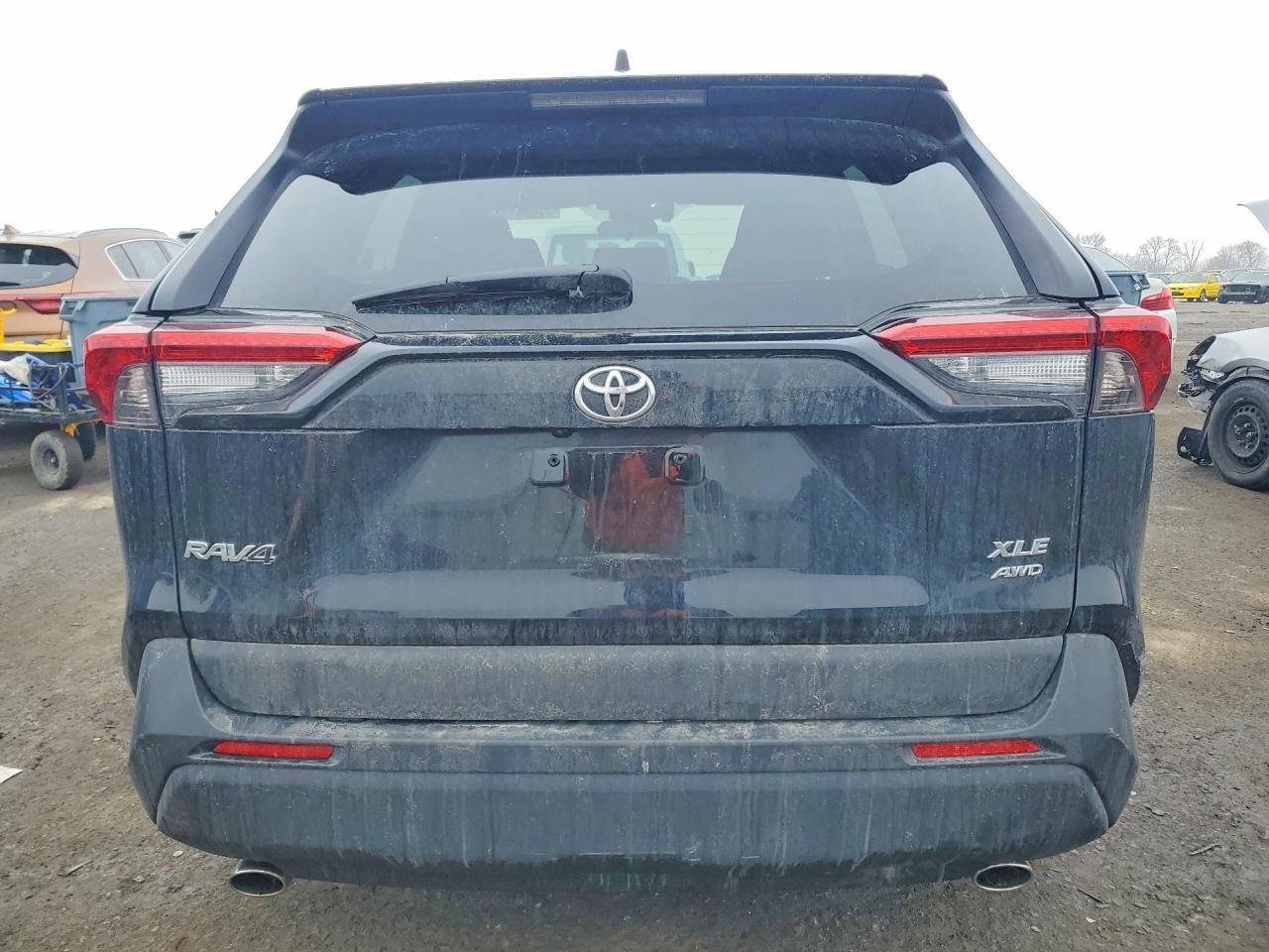 2024 Toyota Rav4 Xle - zdjęcie 6