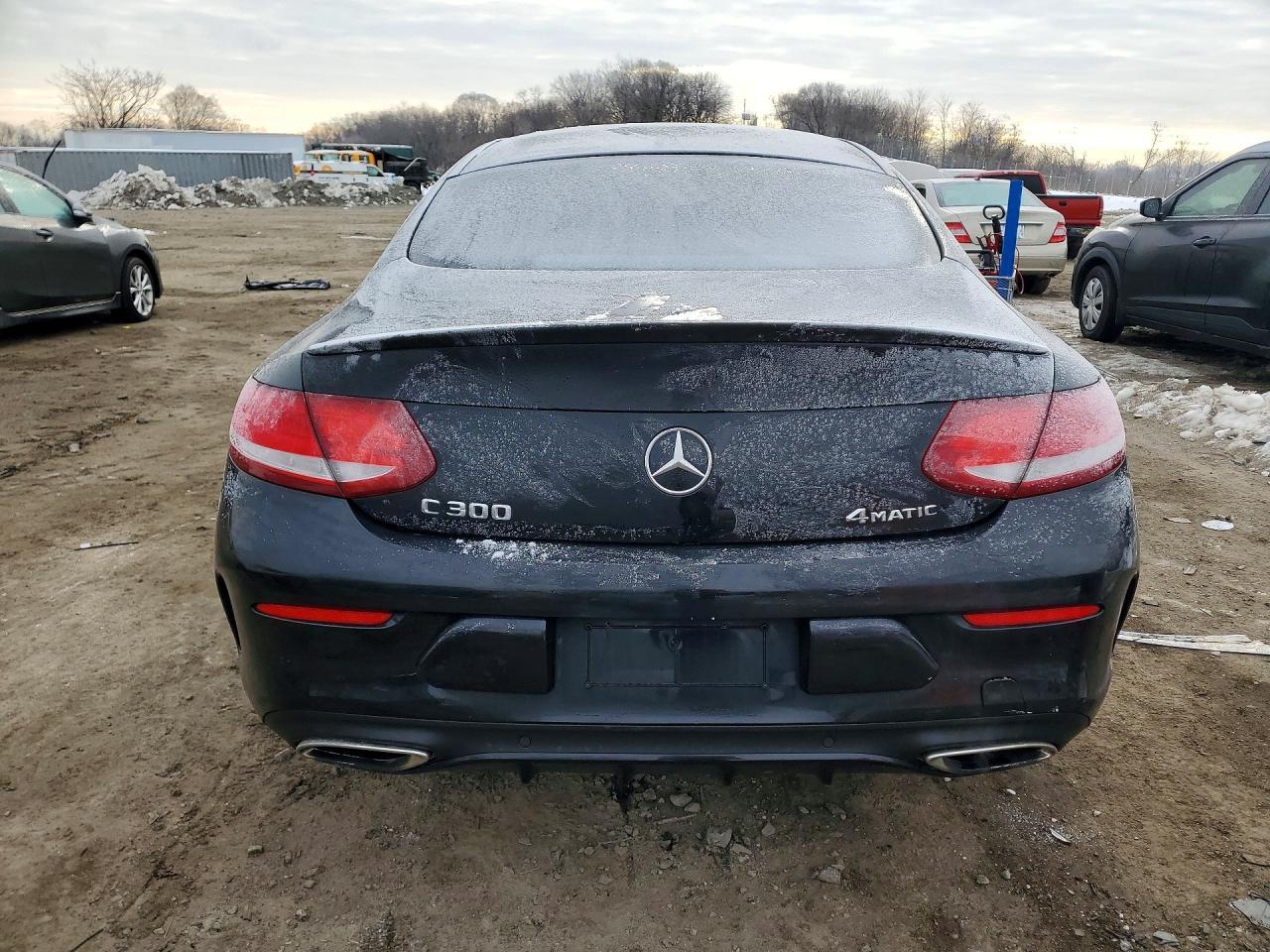 2017 Mercedes-Benz C 300 4Matic - zdjęcie 6