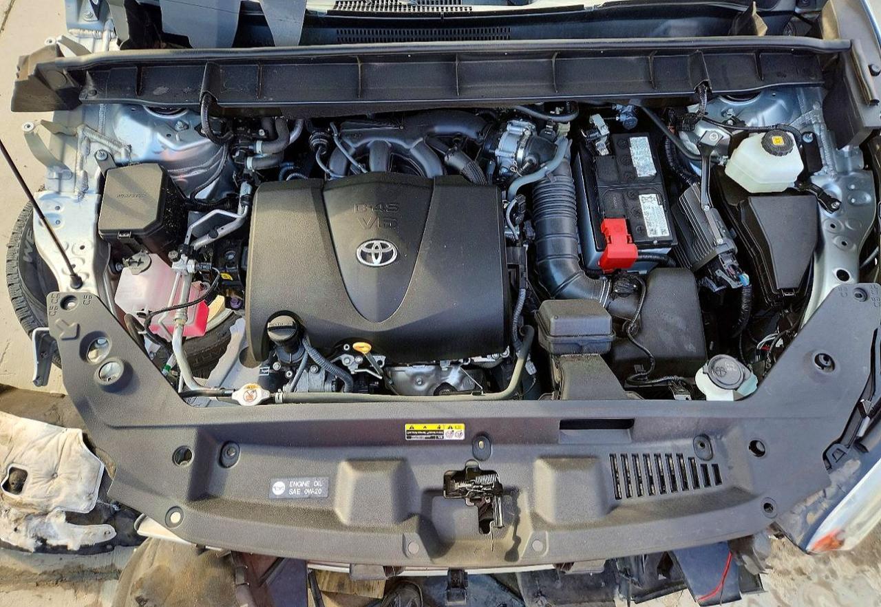 2021 Toyota Highlander L - zdjęcie 11