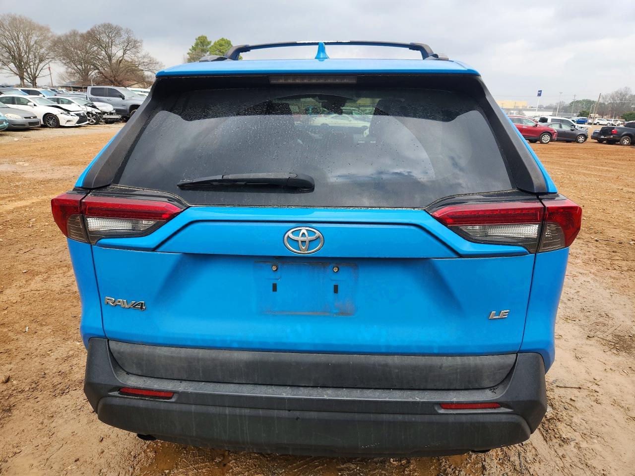 2019 Toyota Rav4 Le - zdjęcie 6