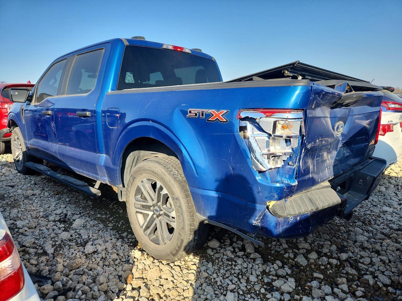 2023 Ford F150 Supercrew - zdjęcie 2