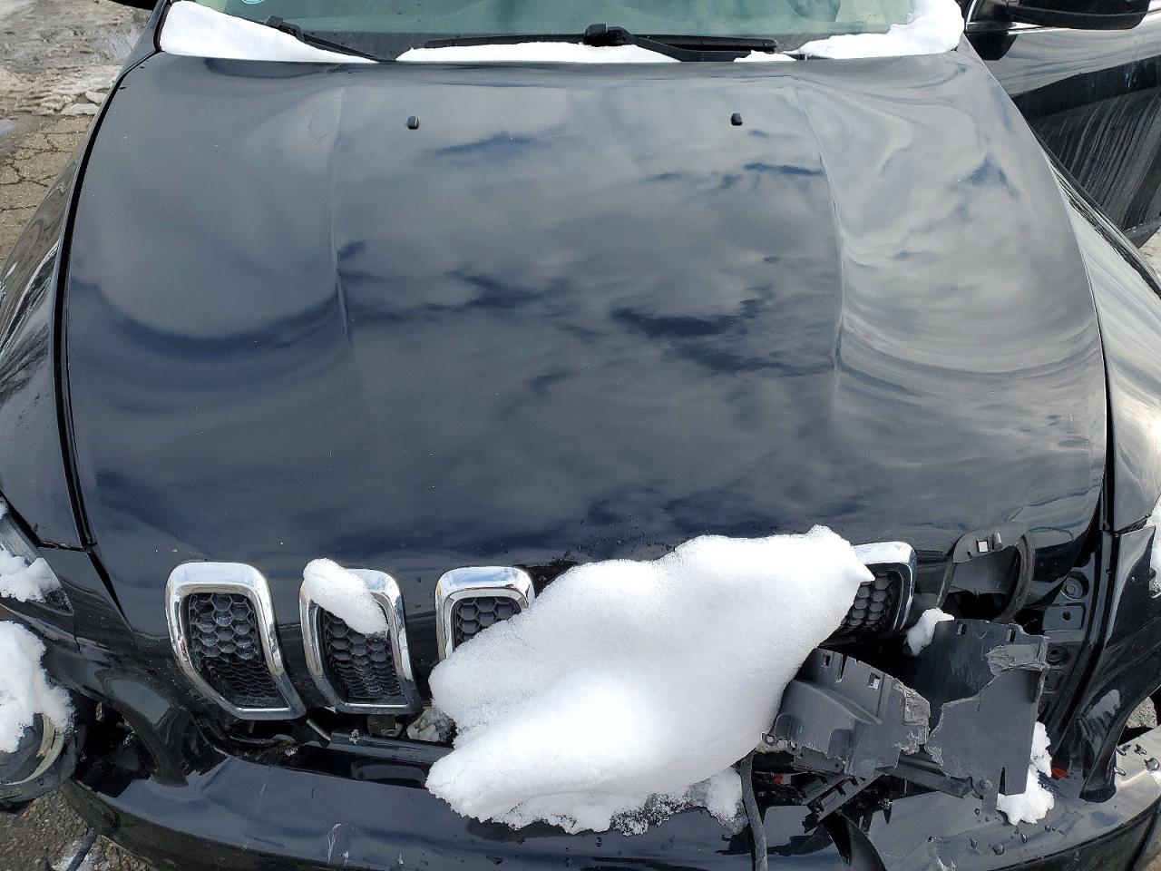 2018 Jeep Cherokee Latitude Plus - zdjęcie 12