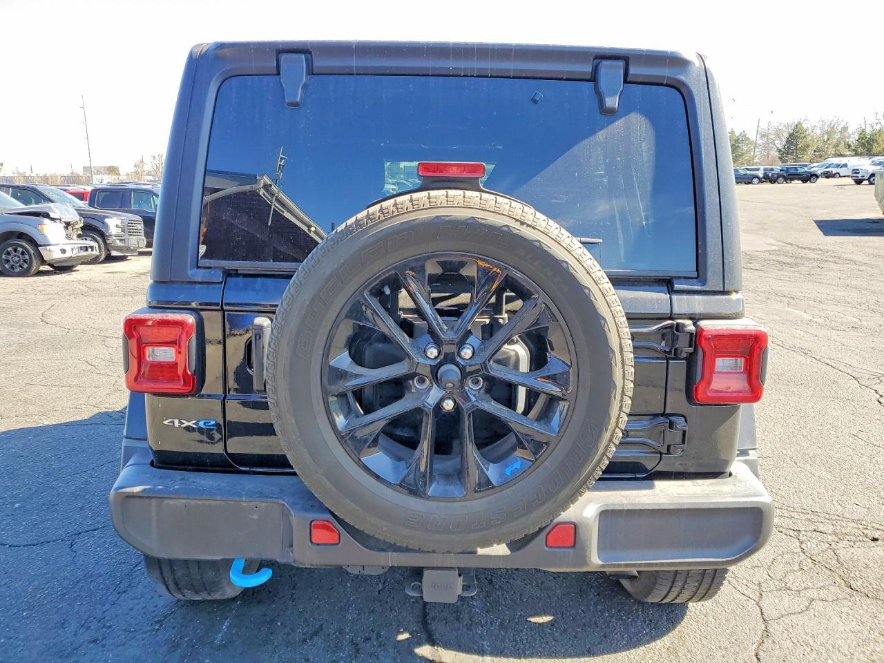2023 Jeep Wrangler Sahara 4Xe - zdjęcie 6