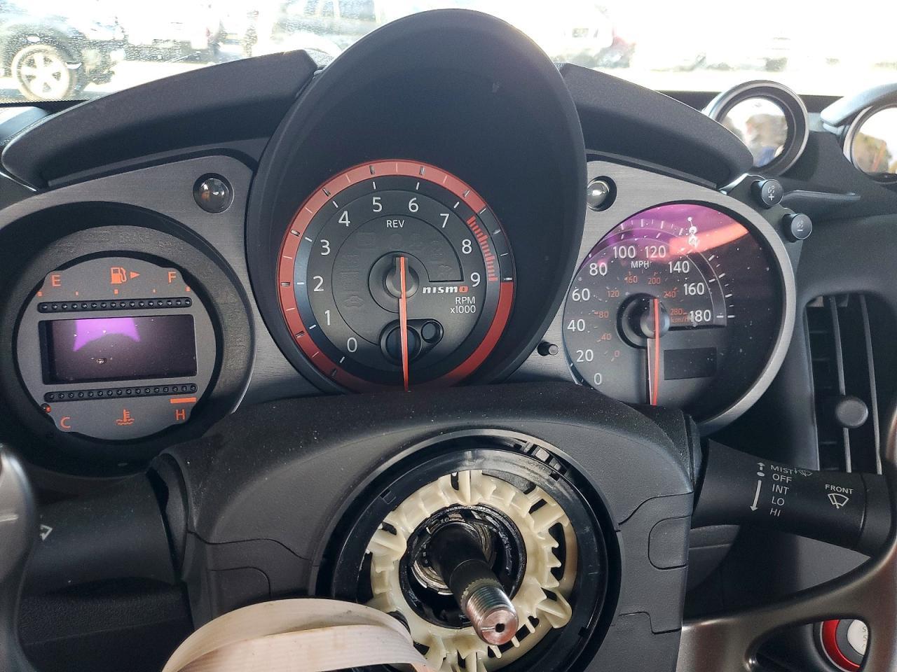 2015 Nissan 370Z Base - zdjęcie 9
