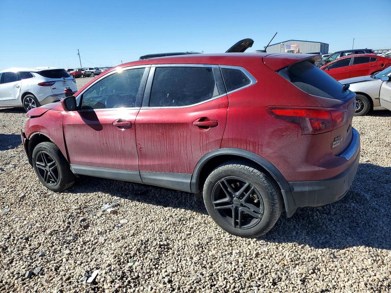 2019 Nissan Rogue Sport S - zdjęcie 2