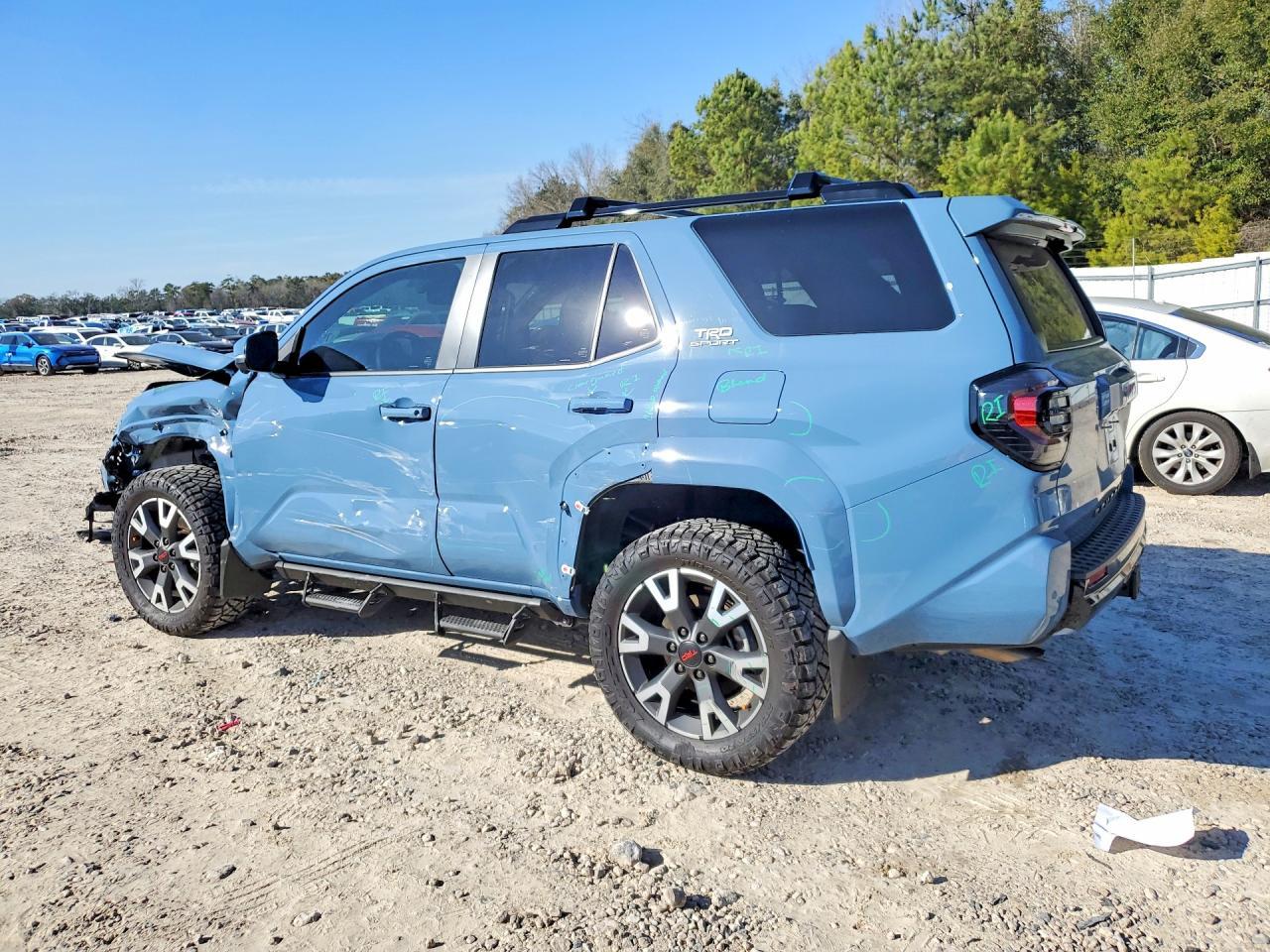 2025 Toyota 4Runner Sr5 - zdjęcie 2