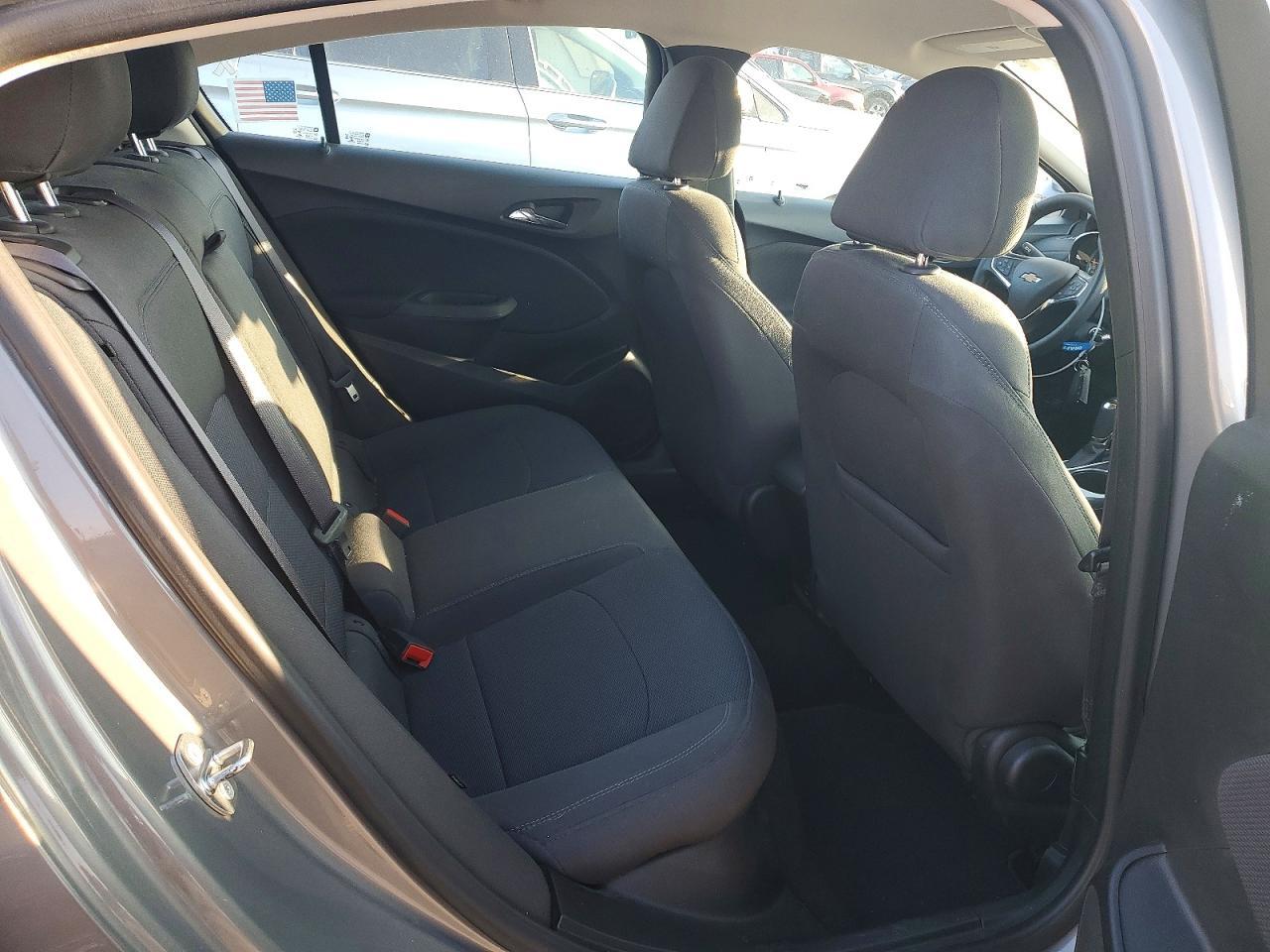 2017 Chevrolet Cruze Lt - zdjęcie 10