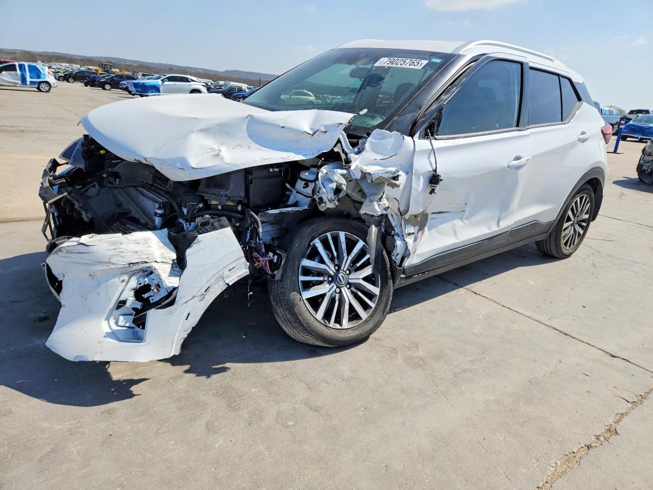 2024 Nissan Kicks Sv - zdjęcie główne