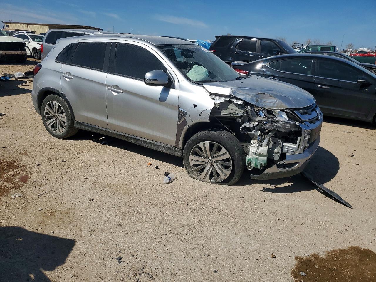 2021 Mitsubishi Outlander Sport Se - zdjęcie 4