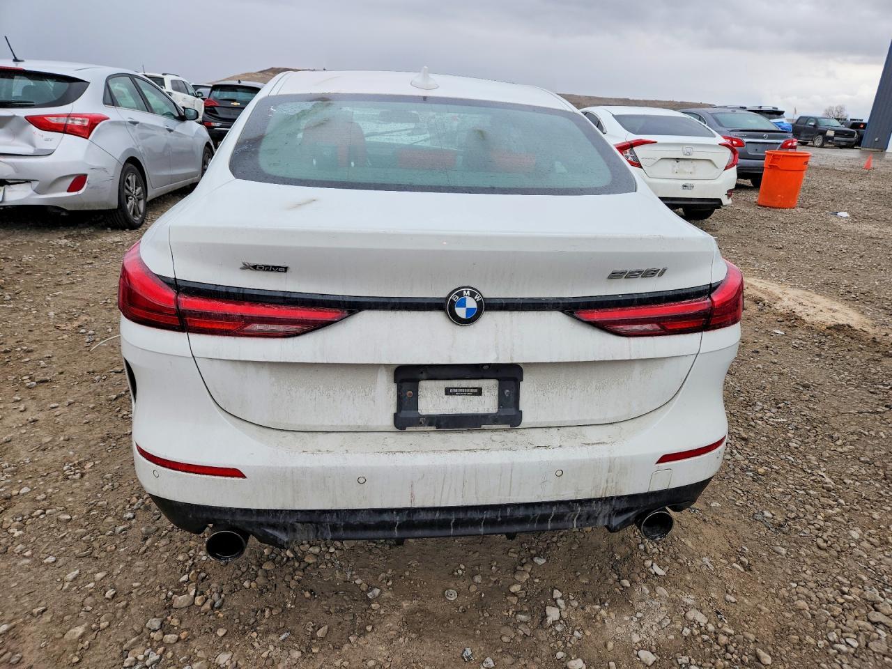 2021 BMW 228Xi - zdjęcie 6