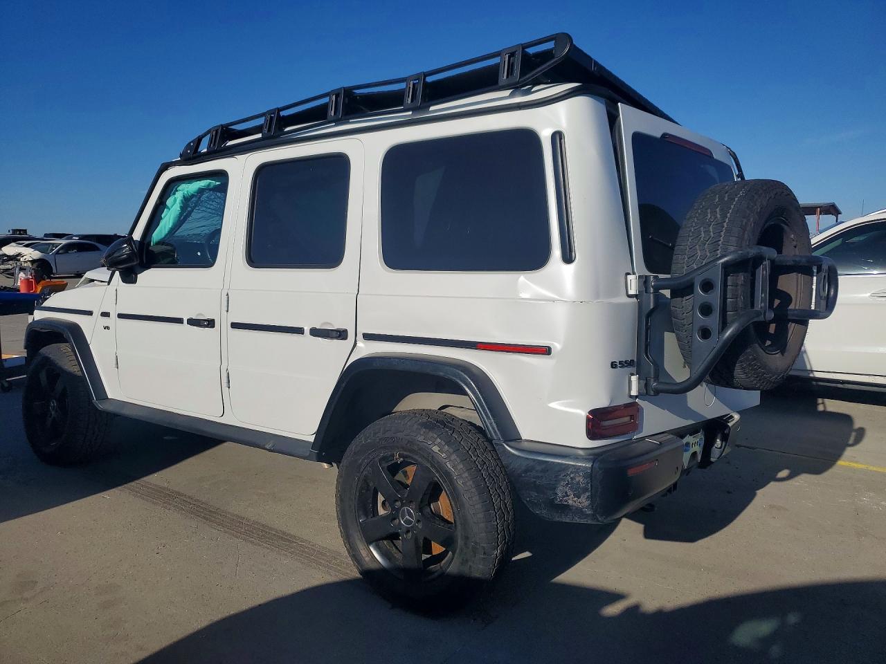 2022 Mercedes Benz G 550 - zdjęcie 2