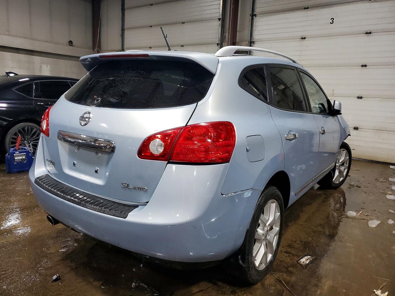 2013 Nissan Rogue S - zdjęcie 3