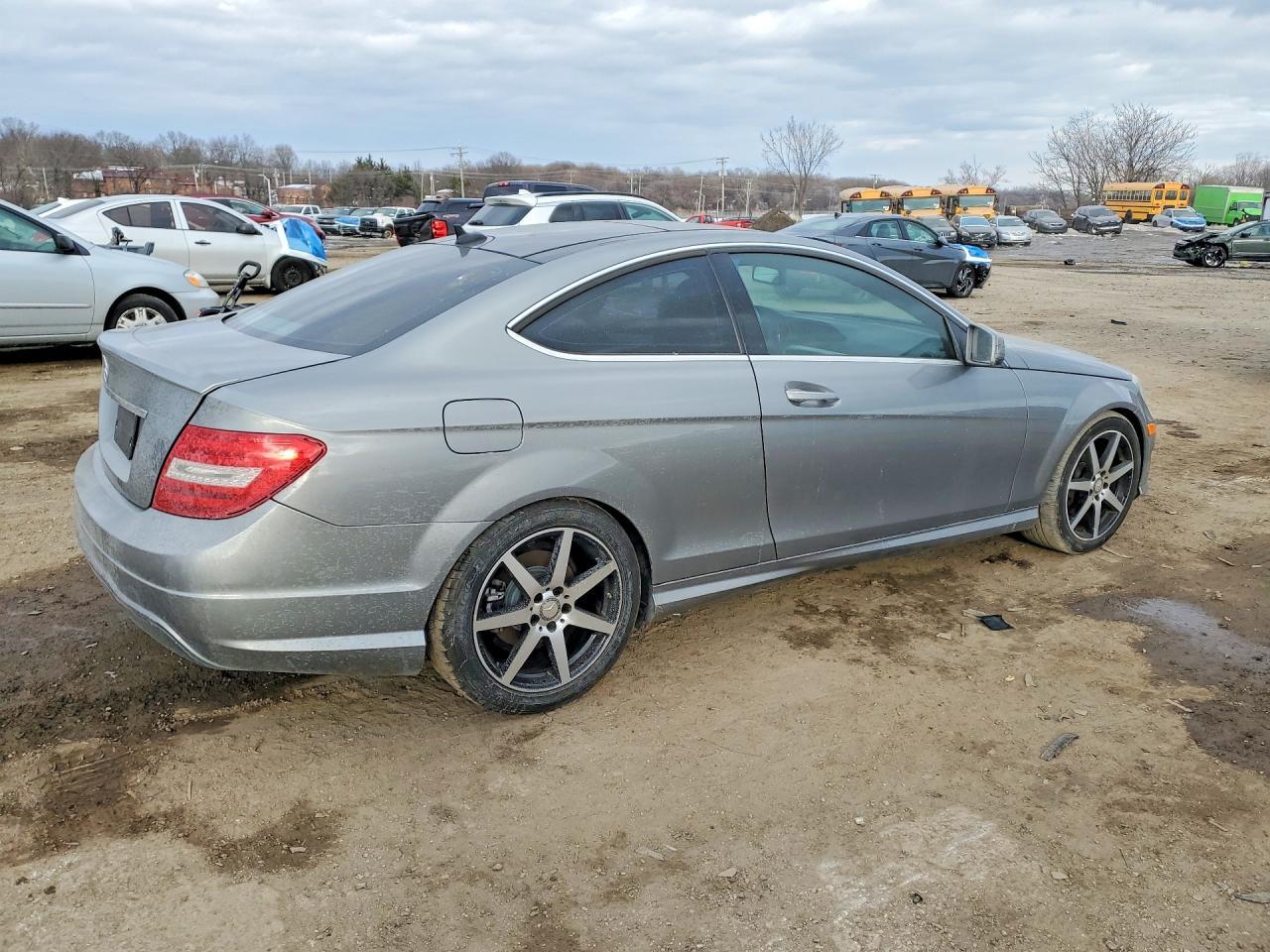2015 Mercedes-Benz C 250 - zdjęcie 3