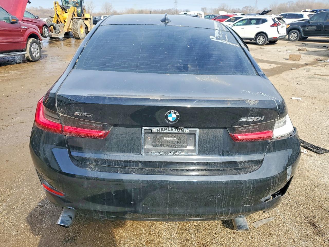 2021 BMW 330Xi - zdjęcie 6