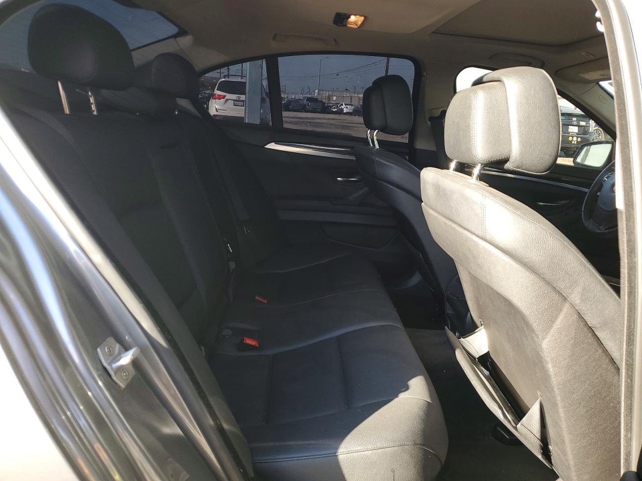2013 BMW 528 I - zdjęcie 10