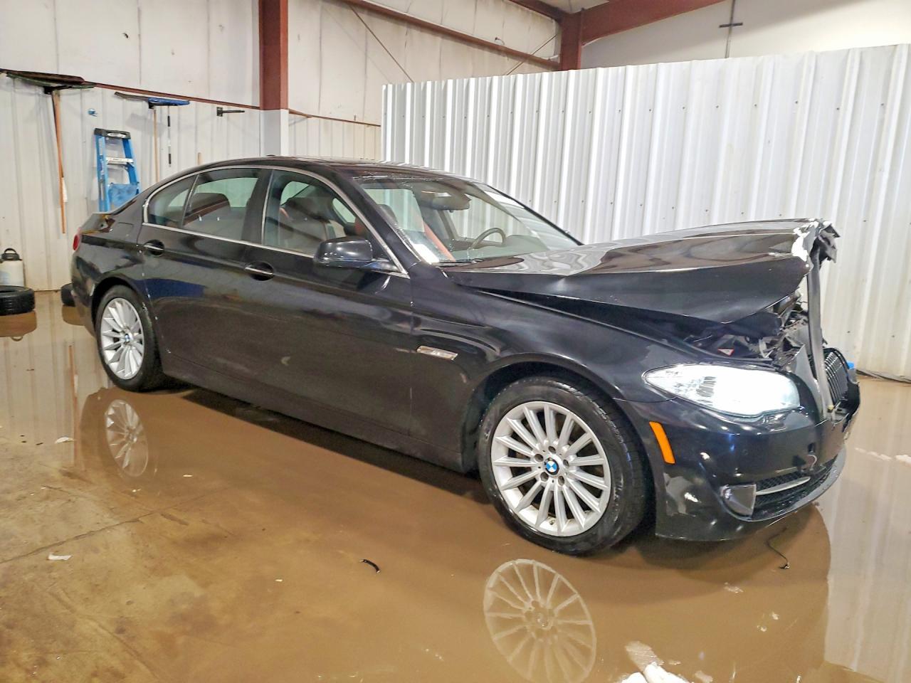 2013 BMW 535 Xi - zdjęcie 4