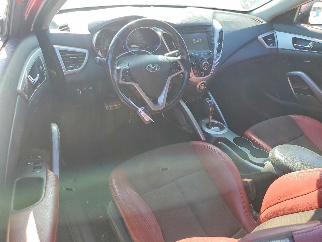 2013 Hyundai Veloster - zdjęcie 8