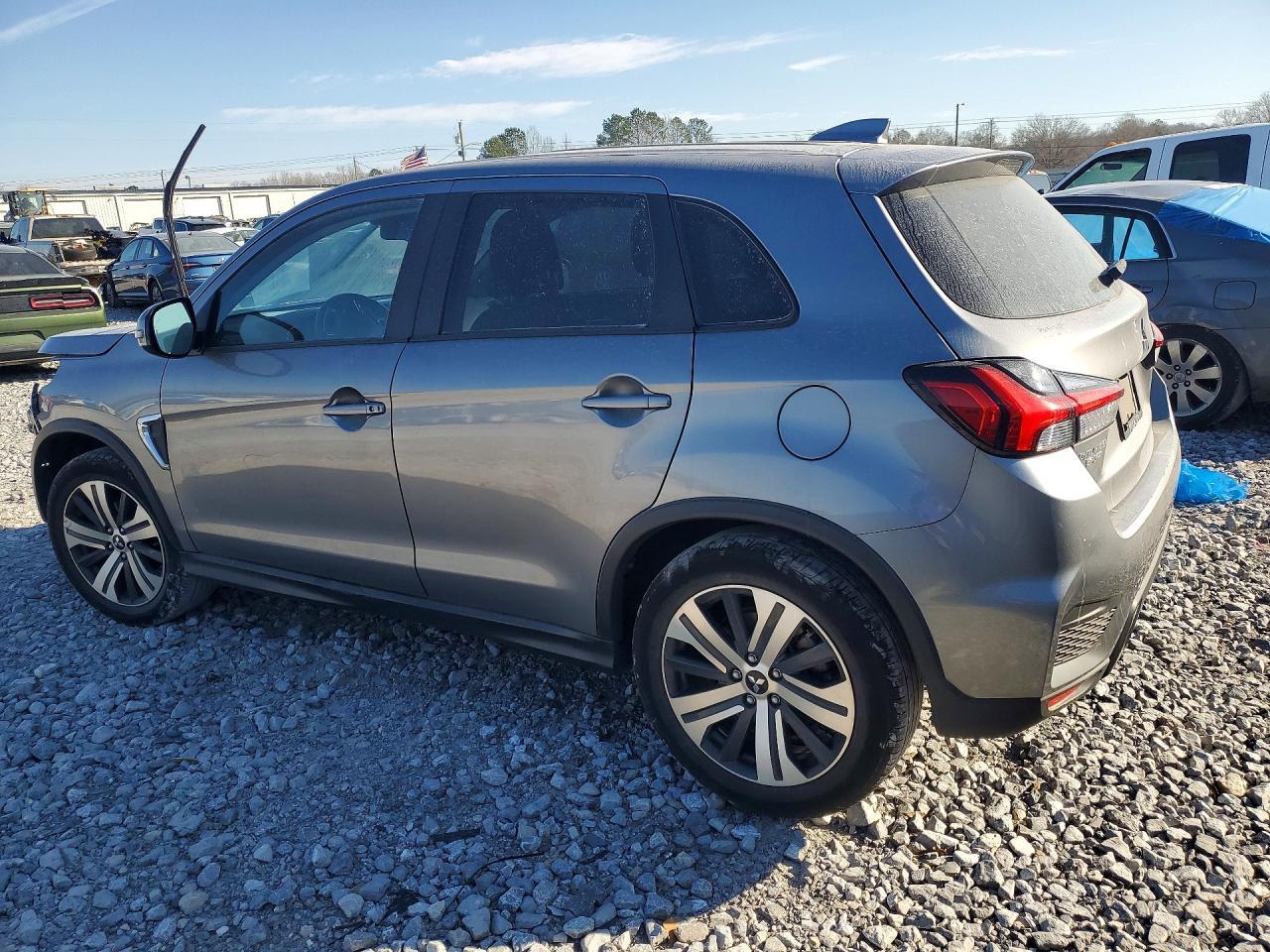 2023 Mitsubishi Outlander Sport S/Se - zdjęcie 2