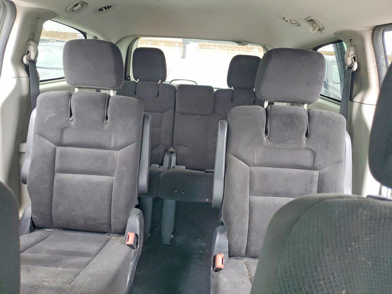 2016 Dodge Grand Caravan Se - zdjęcie 10