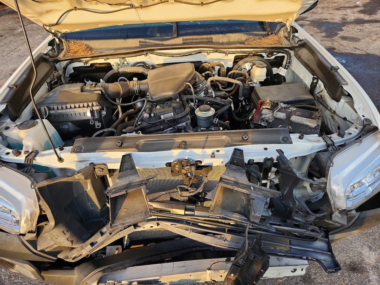 2021 Toyota Tacoma Sr - zdjęcie 12