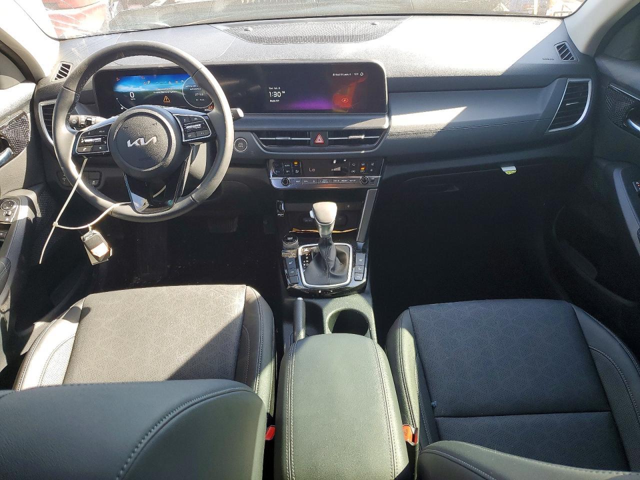 2025 Kia Seltos Ex - zdjęcie 8