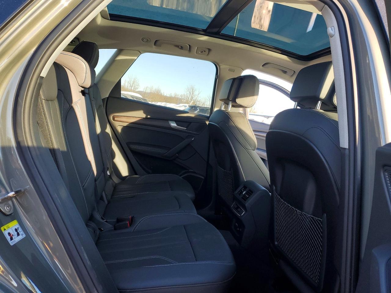 2024 Audi Q5 Premium Plus 45 - zdjęcie 11