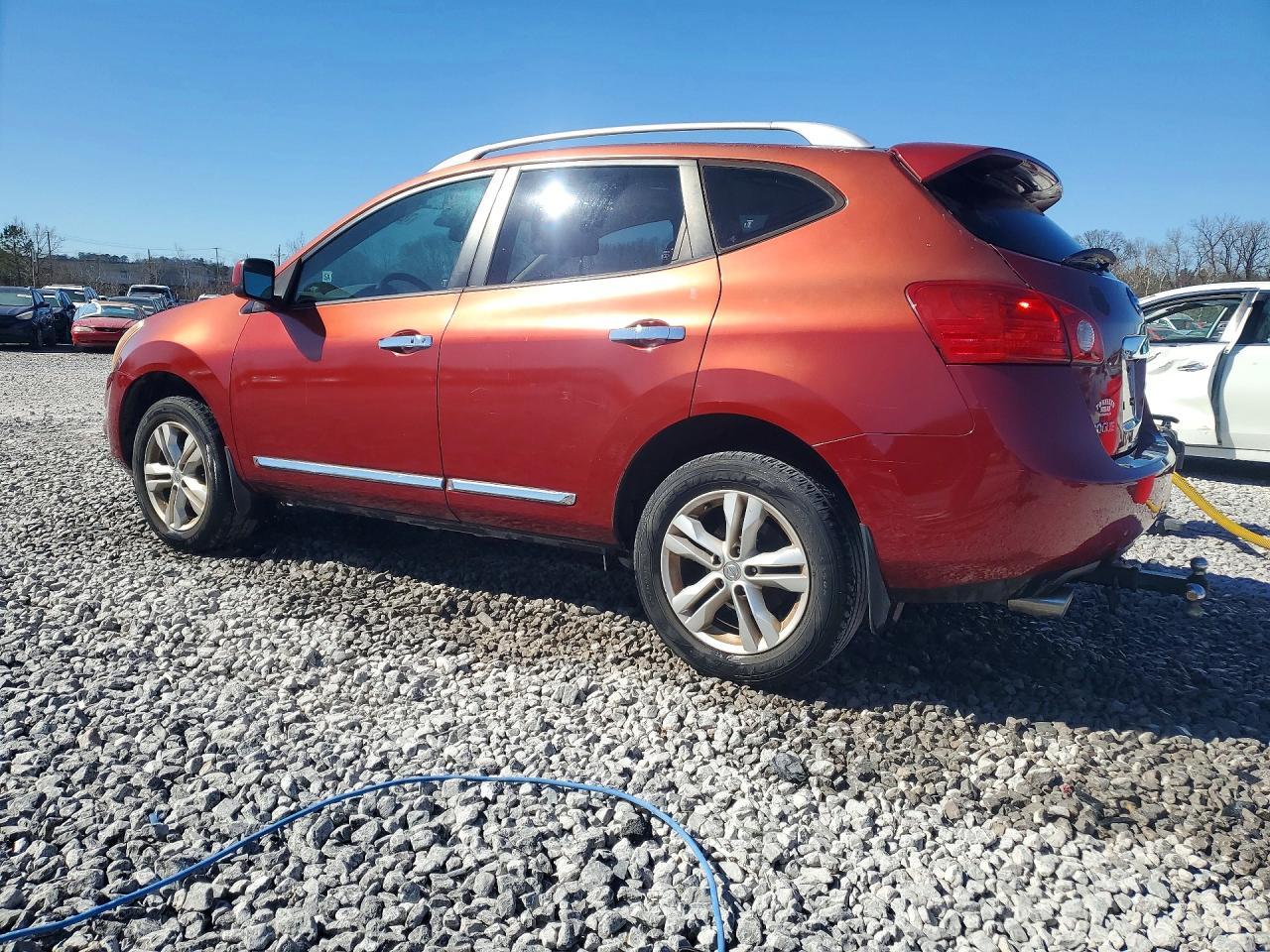 2013 Nissan Rogue S - zdjęcie 2