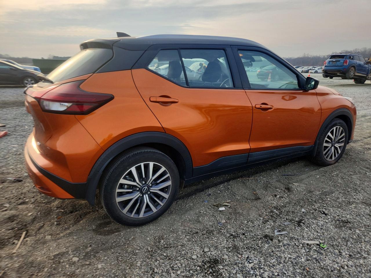 2023 Nissan Kicks Sv - zdjęcie 3