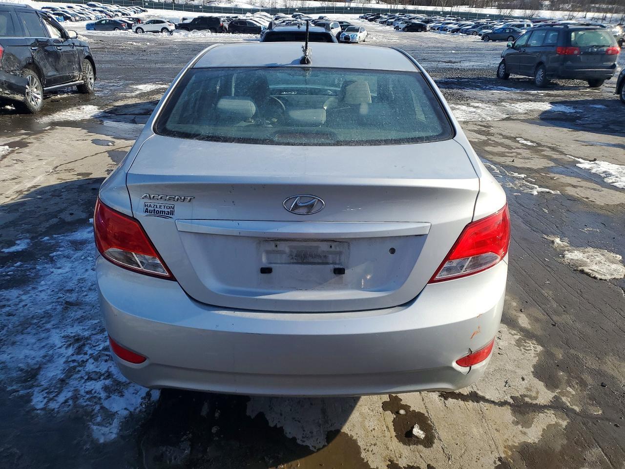 2016 Hyundai Accent Se - zdjęcie 6