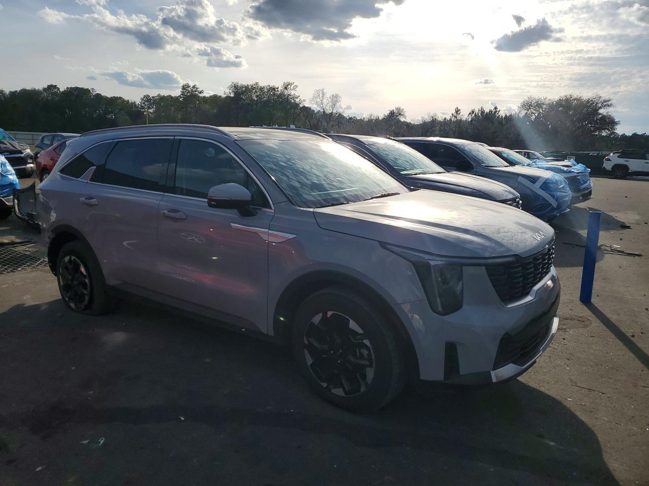 2025 Kia Sorento S - zdjęcie 4