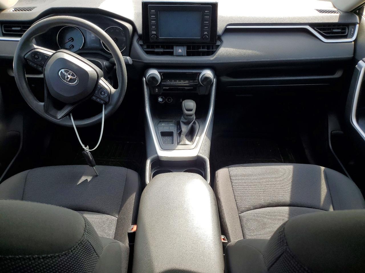 2019 Toyota Rav4 Le - zdjęcie 8