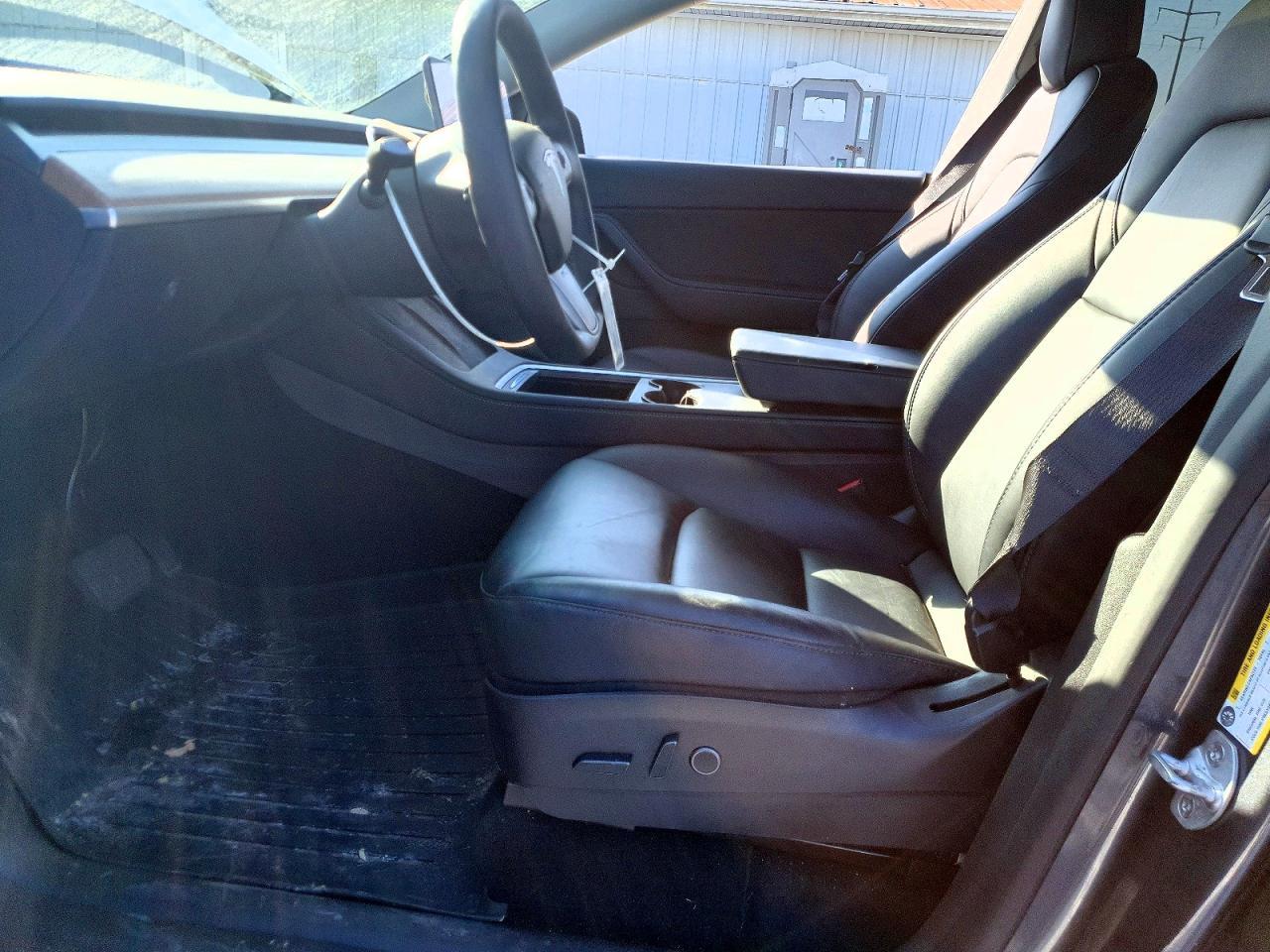 2022 Tesla Model Y - zdjęcie 7