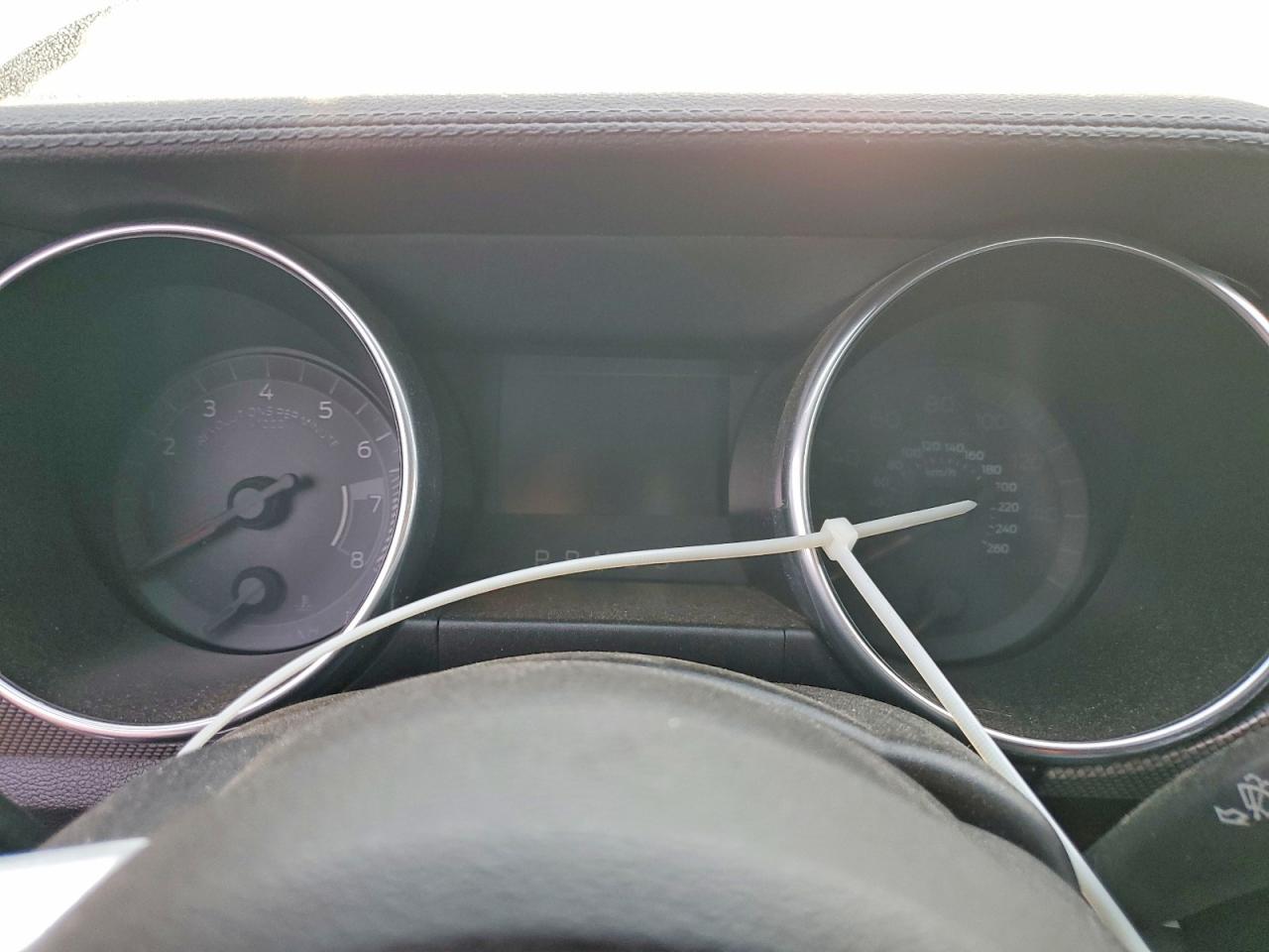 2018 Ford Mustang - zdjęcie 9