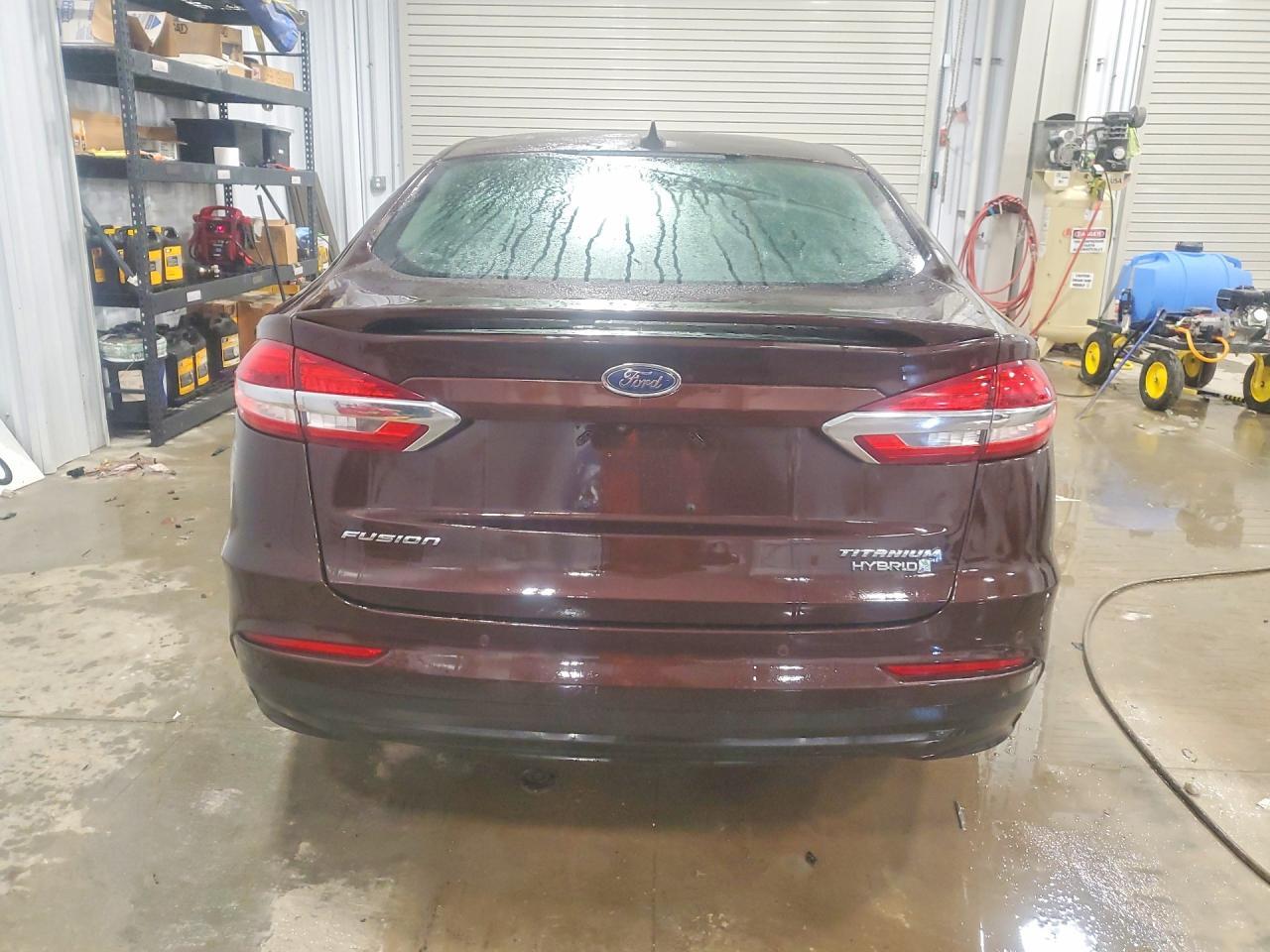 2019 Ford Fusion Titanium - zdjęcie 6