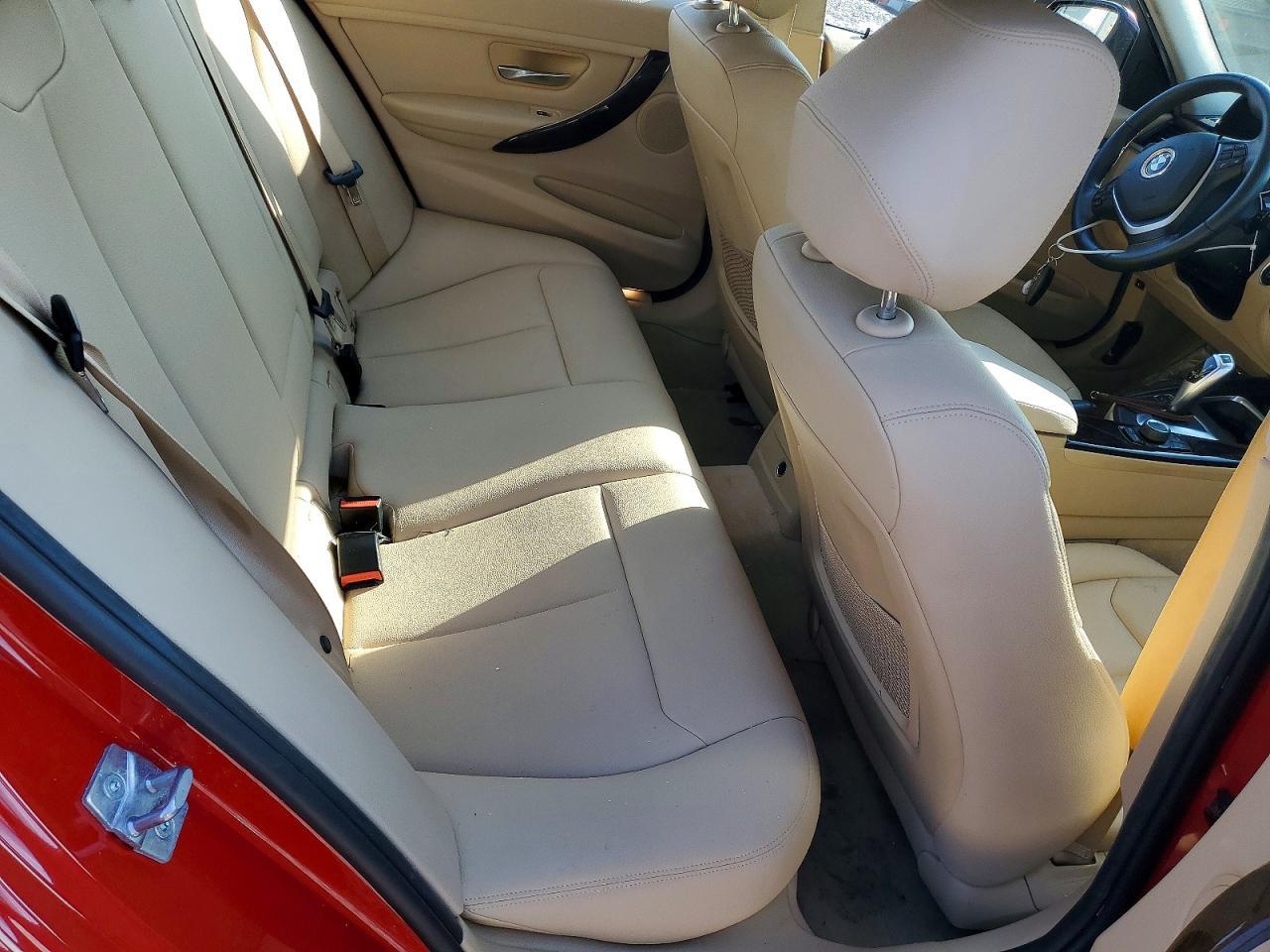 2015 BMW 328 I - zdjęcie 10