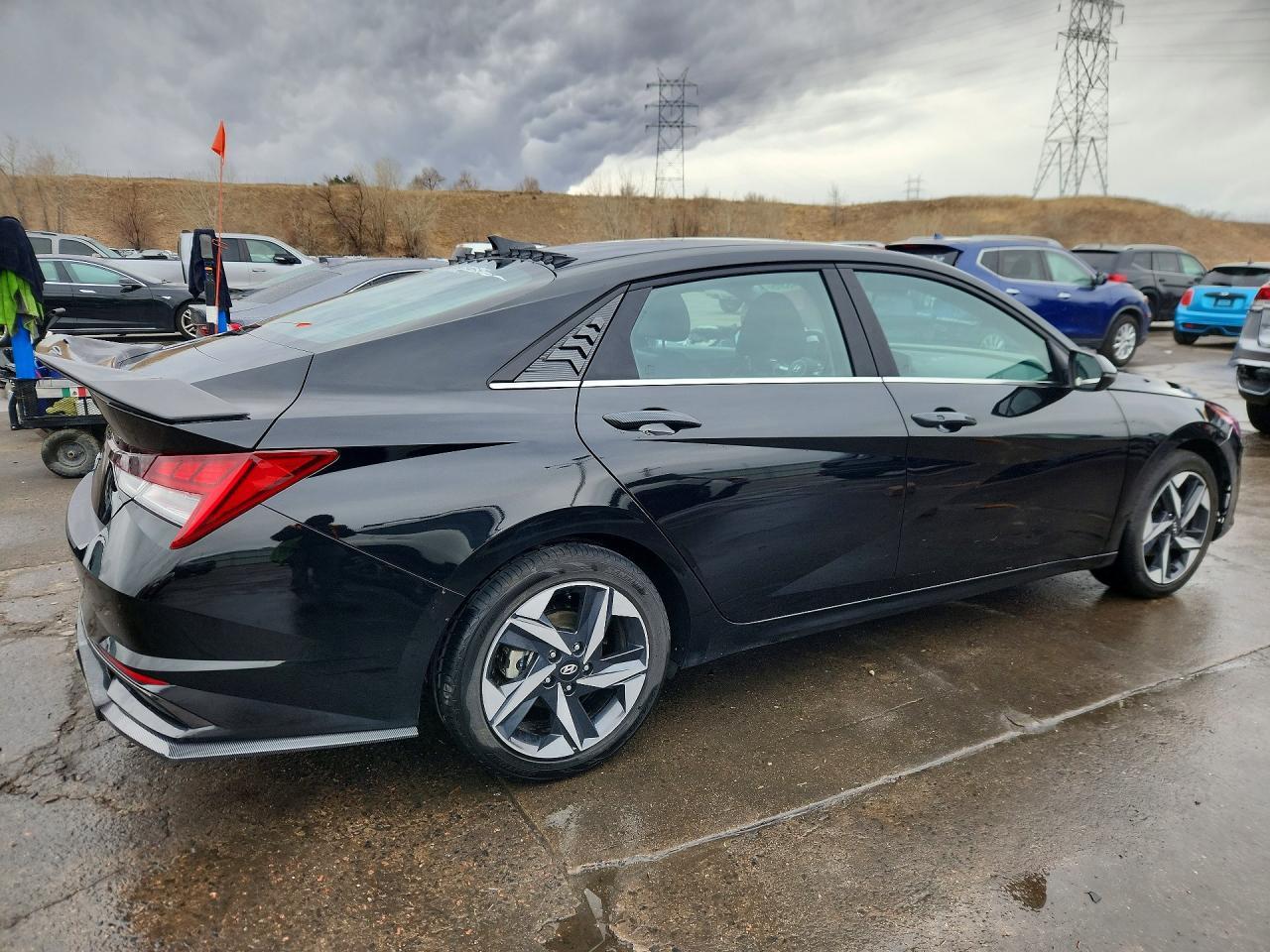 2023 Hyundai Elantra Hybrid Limited - zdjęcie 3