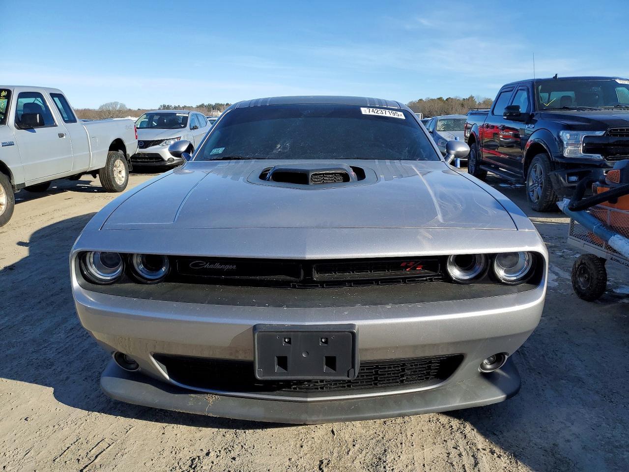 2018 Dodge Challenger R - zdjęcie 5
