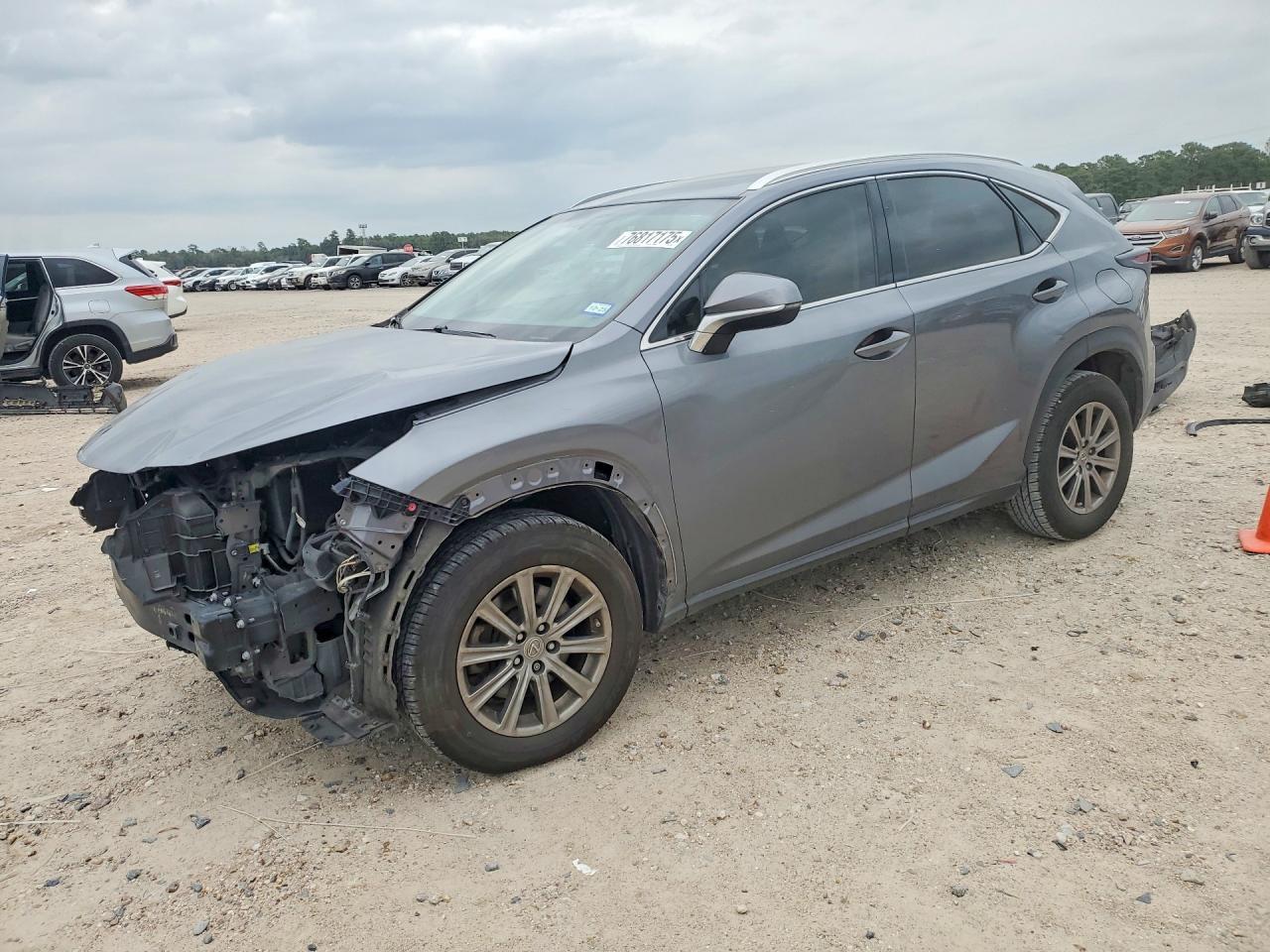 2015 Lexus Nx 200T Base - zdjęcie główne