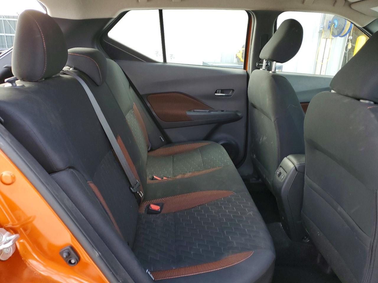 2024 Nissan Kicks Sr - zdjęcie 11