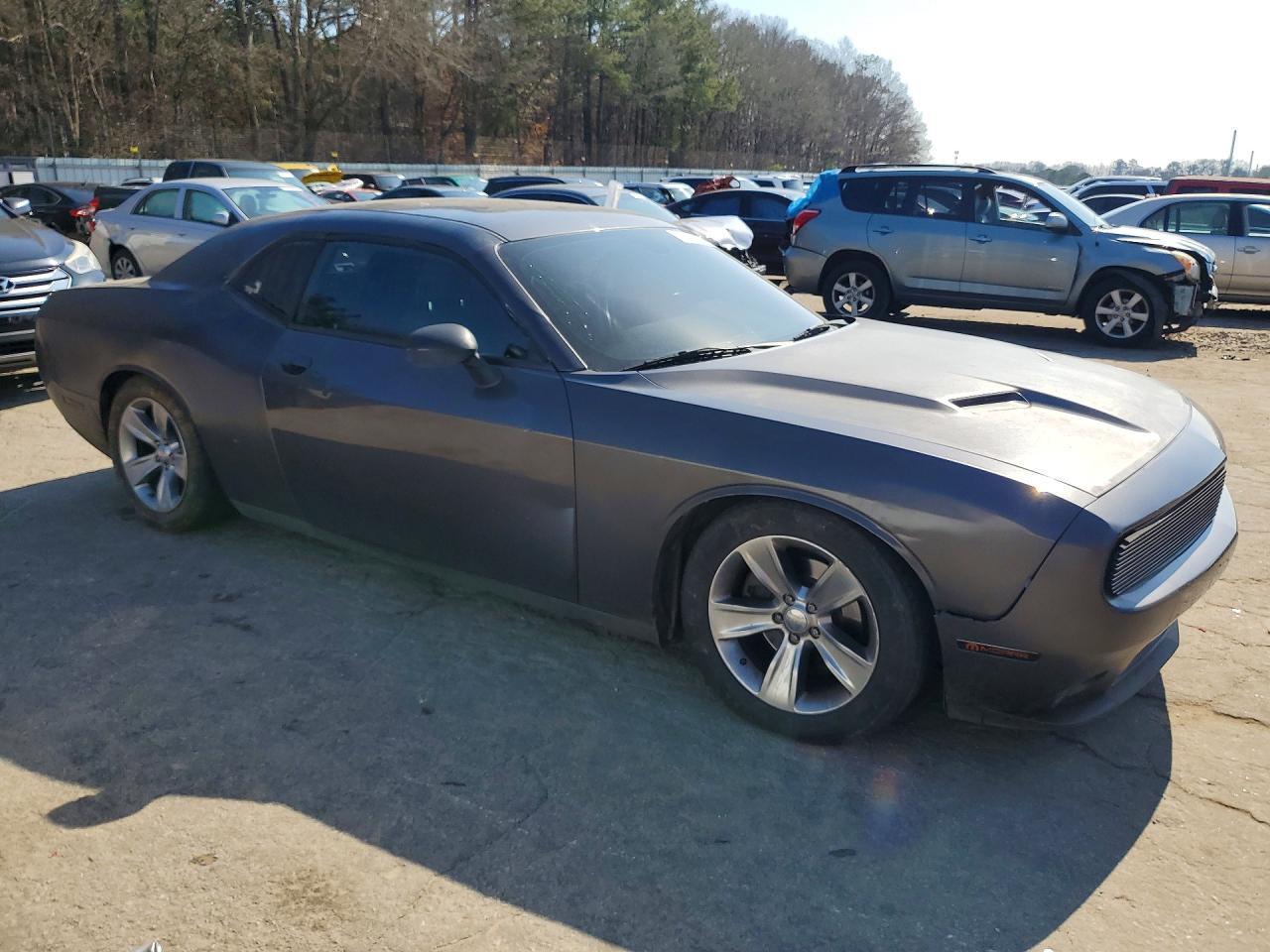 2015 Dodge Challenger Sxt - zdjęcie 4