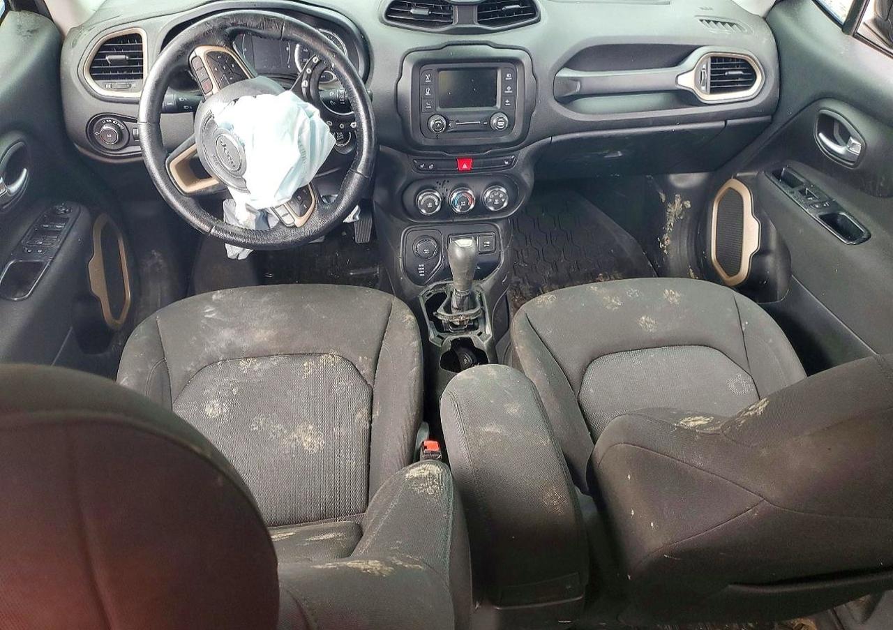 2016 Jeep Renegade Latitude - zdjęcie 8