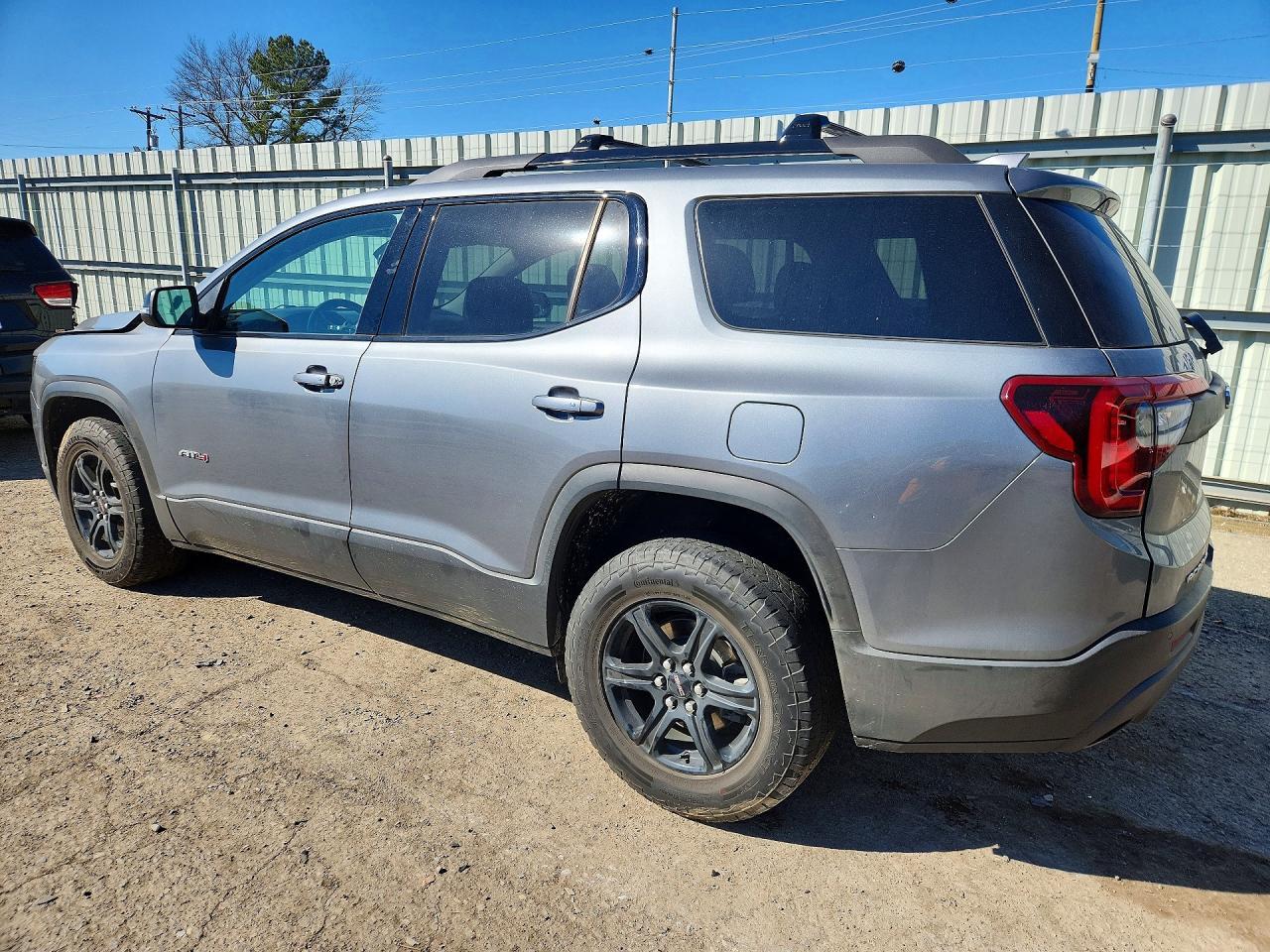 2022 GMC Acadia At4 - zdjęcie 2