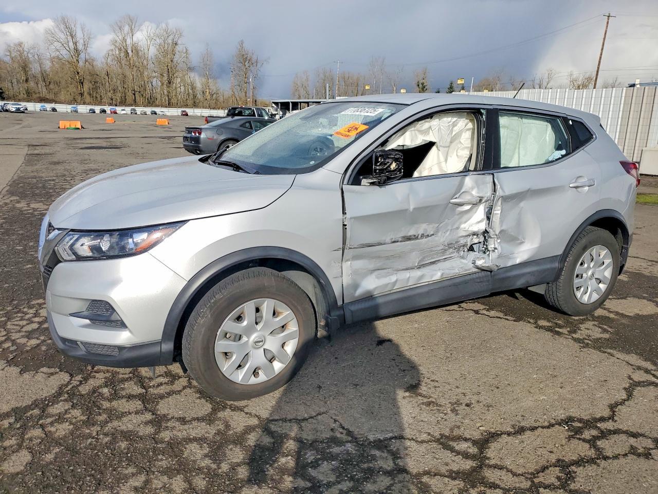 2020 Nissan Rogue Sport S - zdjęcie główne