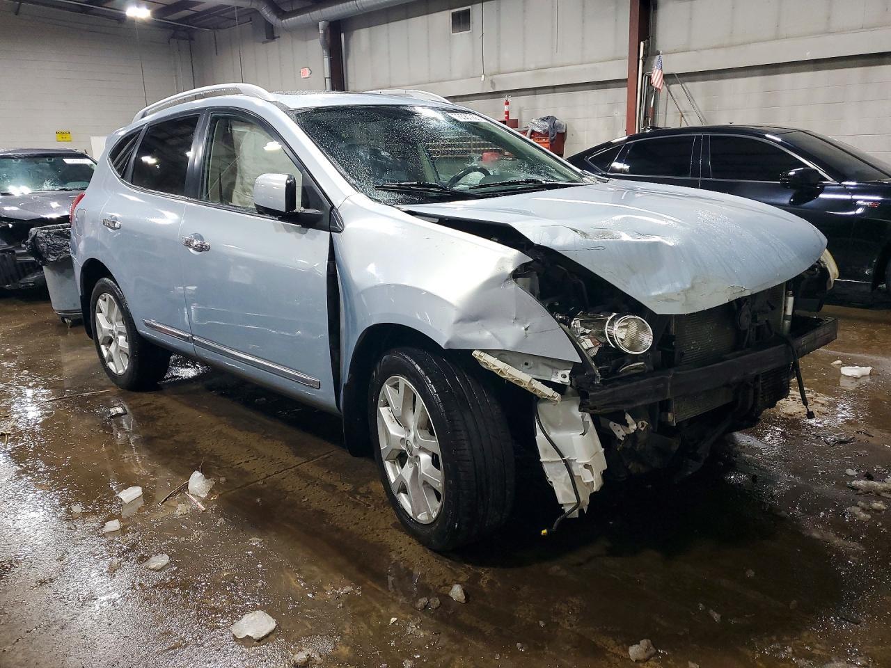 2013 Nissan Rogue S - zdjęcie 4