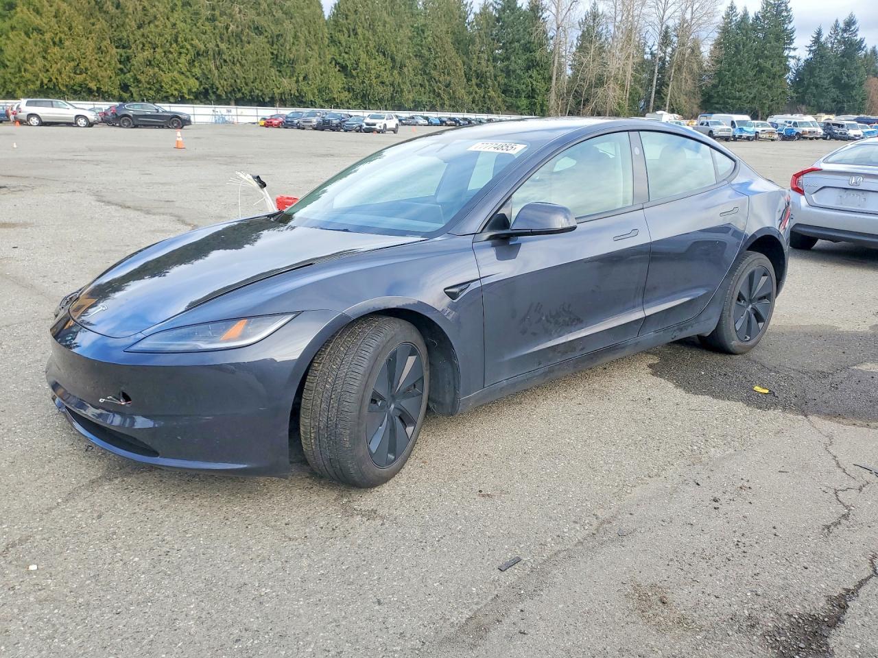 2024 Tesla Model 3 - zdjęcie główne