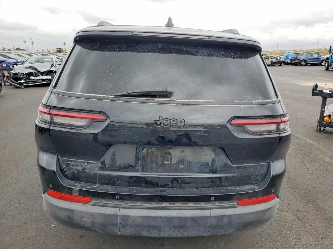 2025 Jeep Grand Cherokee L Laredo - zdjęcie 6