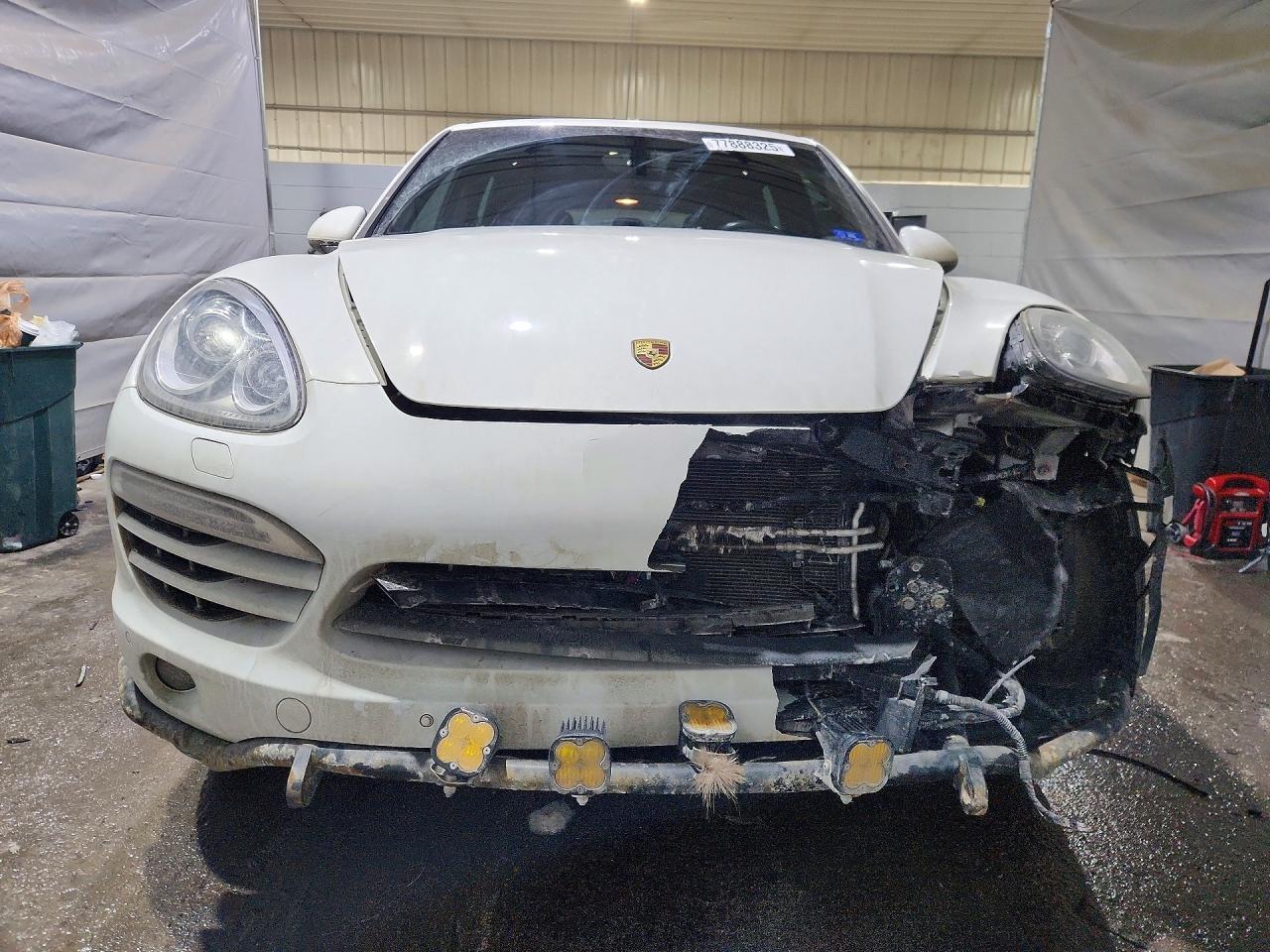 2014 Porsche Cayenne - zdjęcie 5