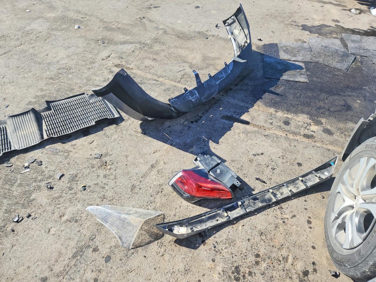 2017 Toyota Rav4 Le - zdjęcie 12