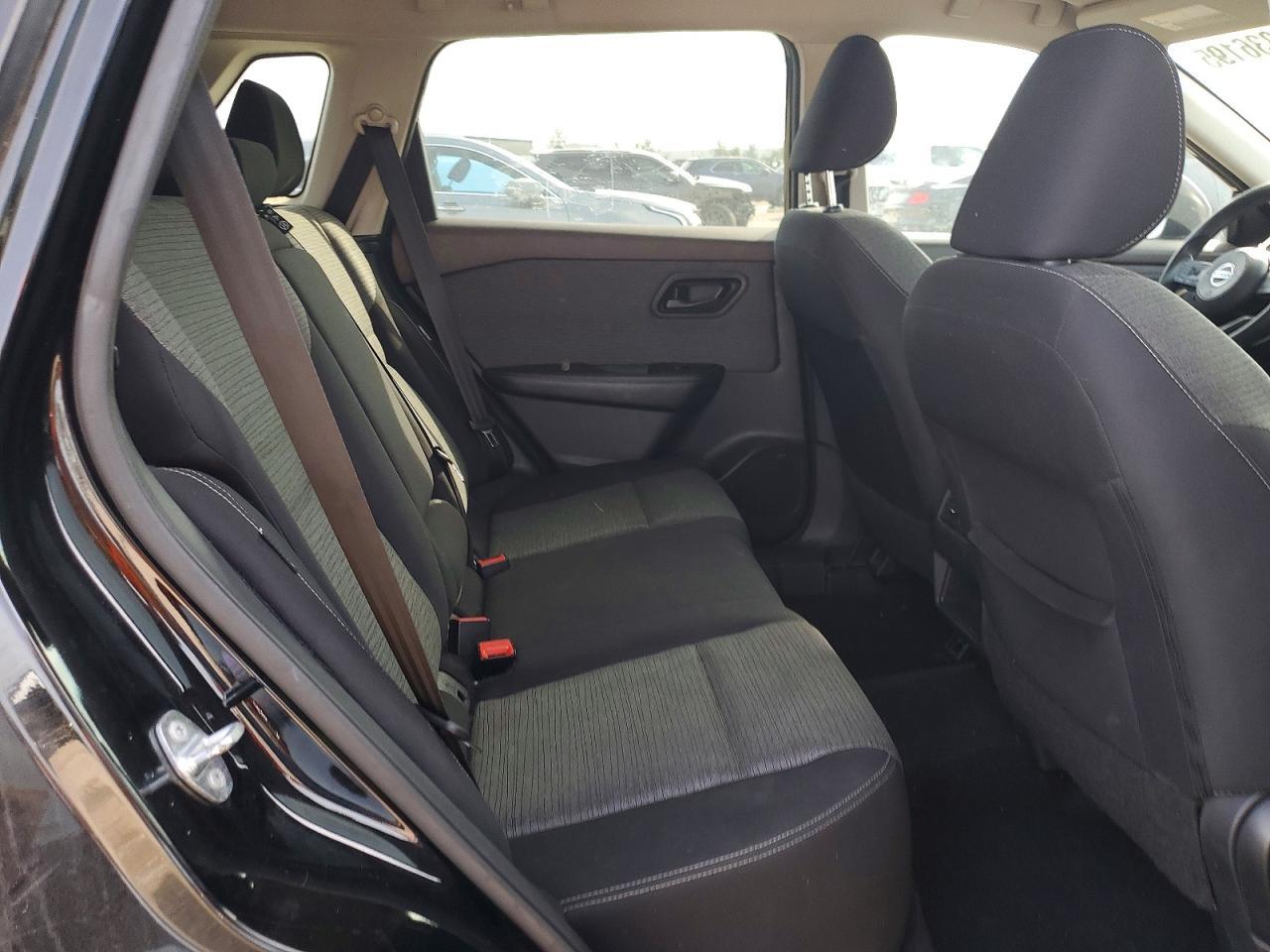 2021 Nissan Rogue S - zdjęcie 11