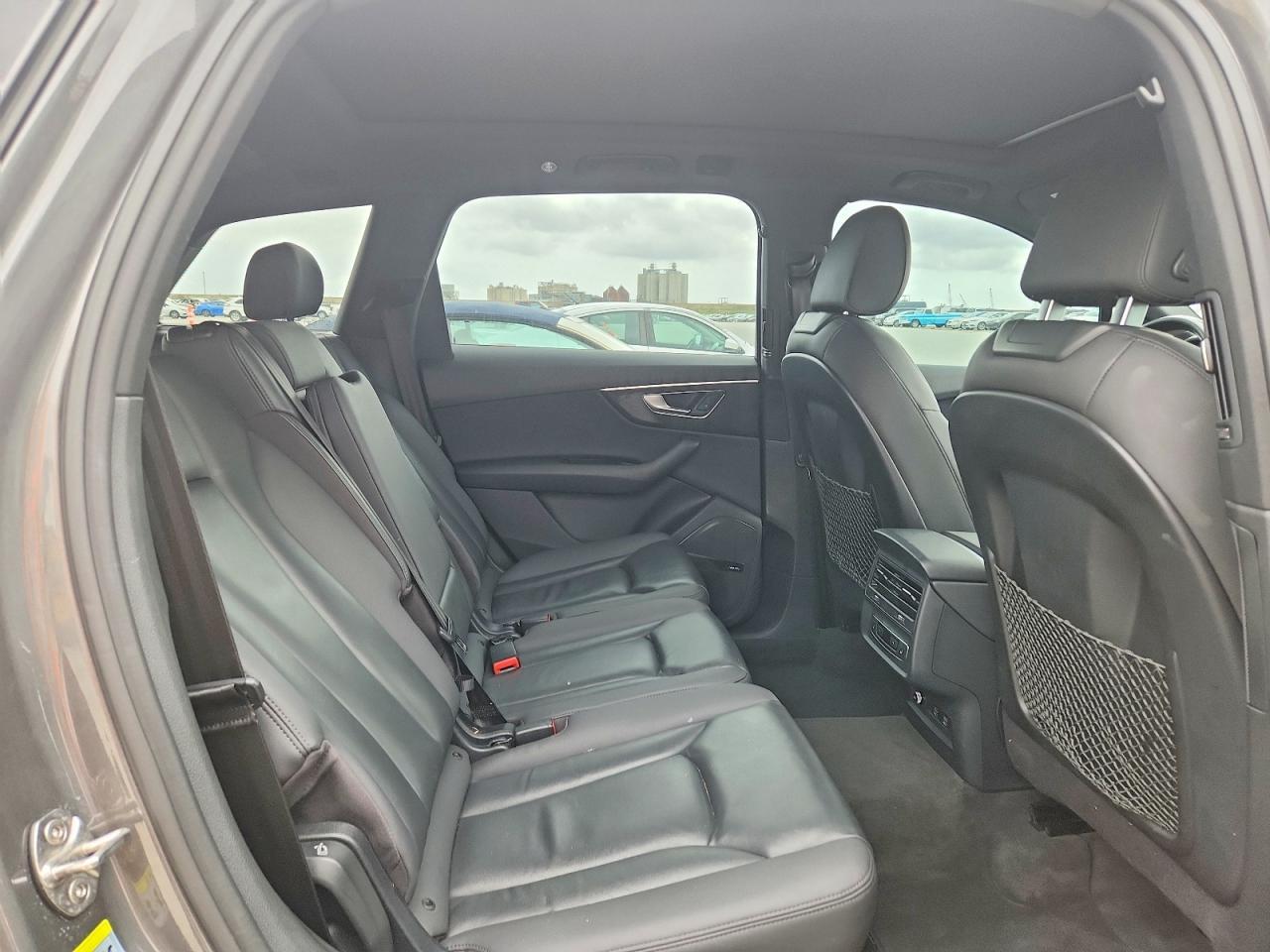2020 Audi Q7 Premium Plus - zdjęcie 11